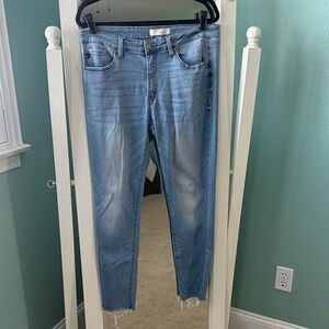 KanCan Light Wash Ankle Jeans